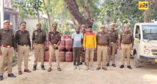 जौनपुर। गैस ऐजेन्सी से चोरी गए 190 सिलेंडर के साथ पुलिस ने दो चोरो को पकड़ कर भेजा जेल